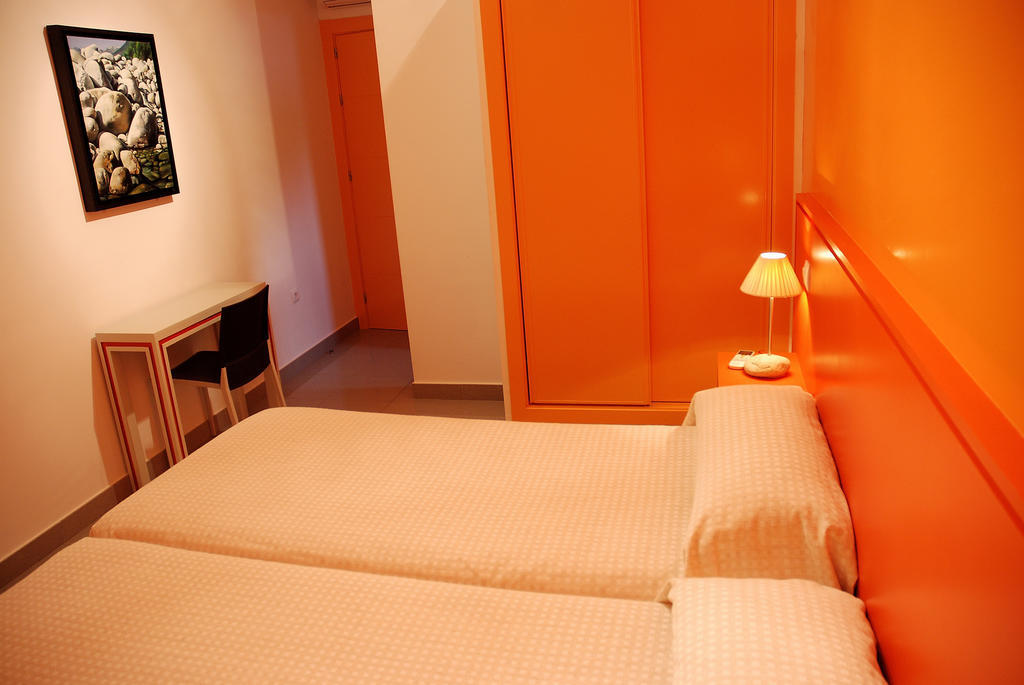 Hostal El Cardenillo 마드리갈 데 라 베라 객실 사진